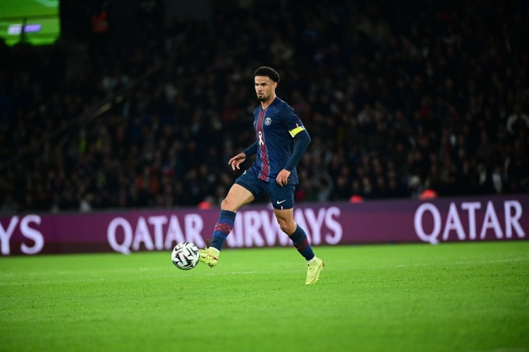 c7娱乐公司-扎伊尔·埃梅里：很享受在巴黎踢球的感觉，我的跑动对抗仍需提高