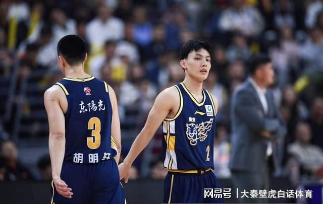 c7娱乐官方网站-胡明轩大爆发！广东4连胜登顶，北京队重返前4，最新排名一夜变天