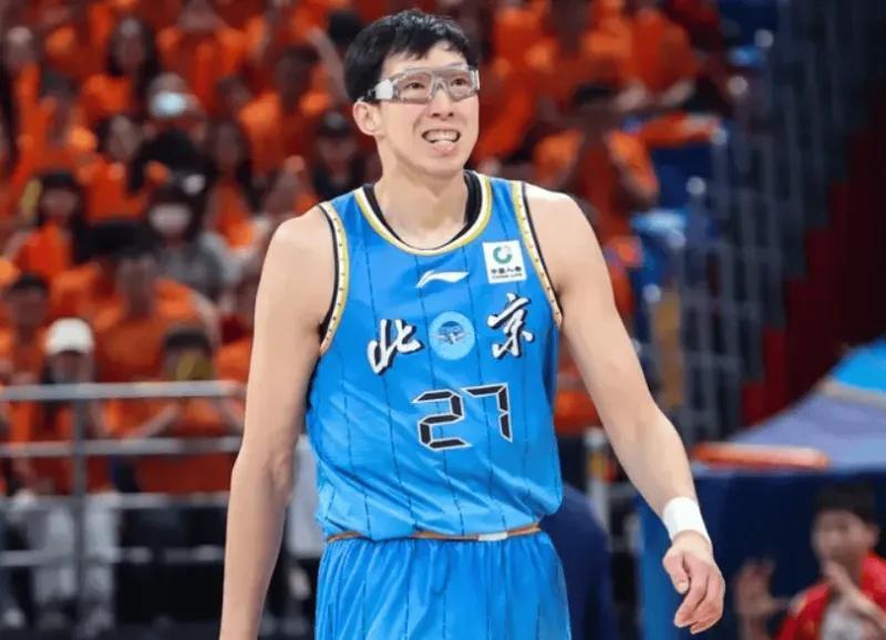c7娱乐-G3北京88-73广东3喜1忧！周琦+曾凡博打出统治力，双小外太好用了